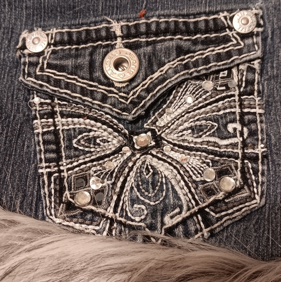 Custom Y2K Angels Jeans fur shorts - Picture 2 of 7